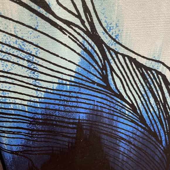 Spring blouse with bell sleeves and great details - Picture 4 of 5